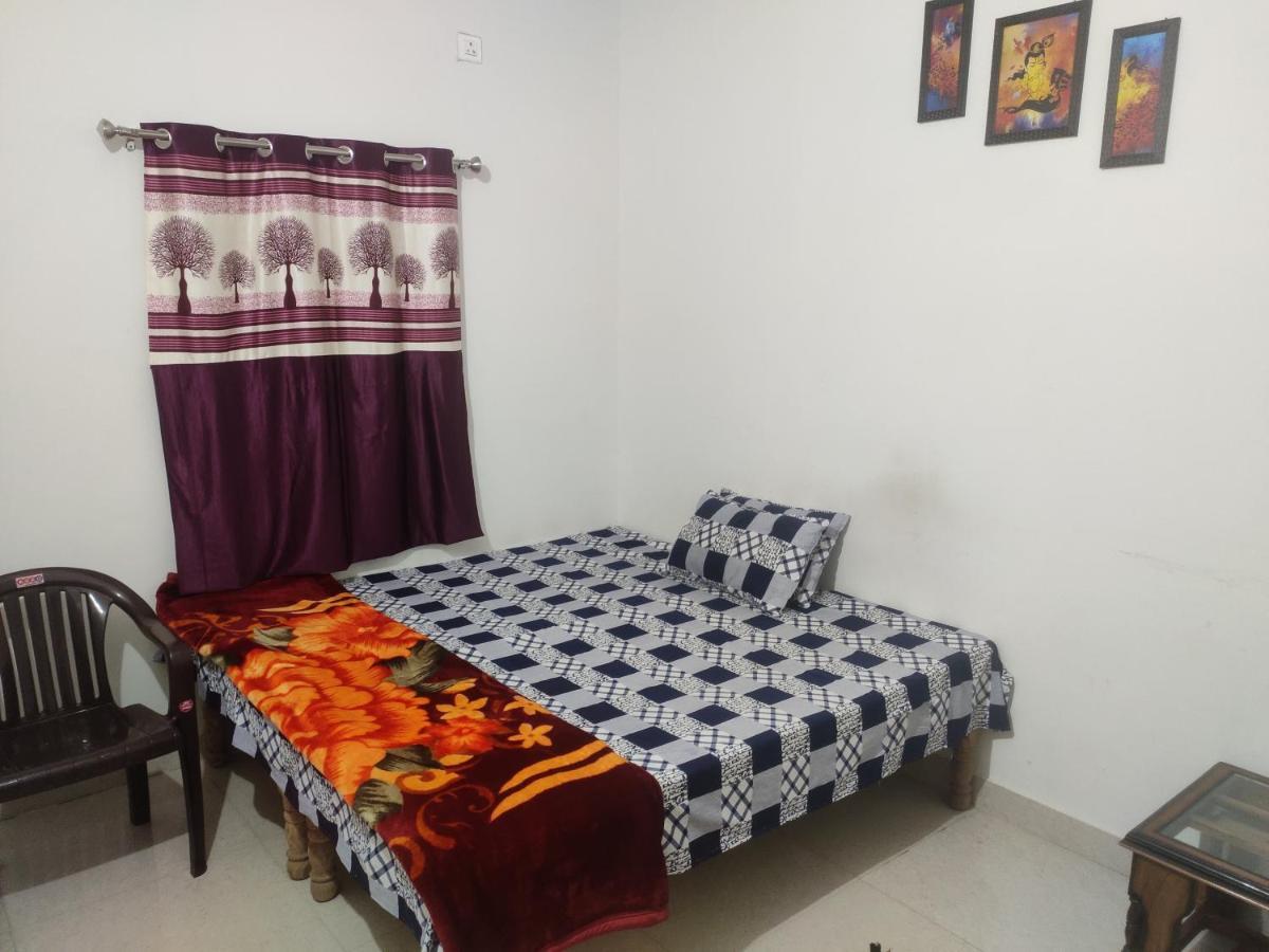 Nidhivan Homestay Vrindāvan Dış mekan fotoğraf