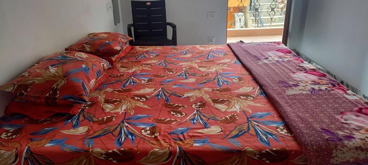 Nidhivan Homestay Vrindāvan Dış mekan fotoğraf
