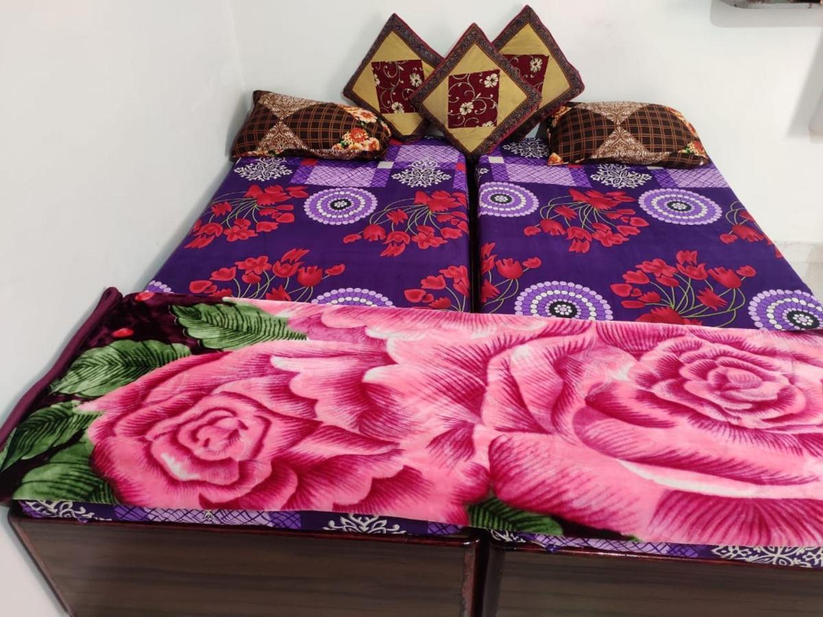 Nidhivan Homestay Vrindāvan Dış mekan fotoğraf