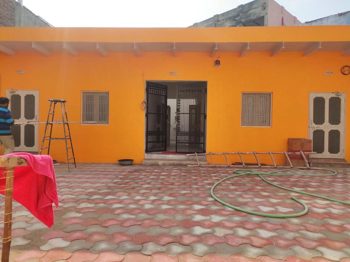 Nidhivan Homestay Vrindāvan Dış mekan fotoğraf